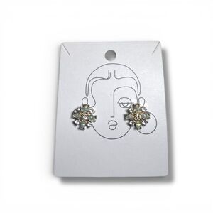 Rhinestone floral stud earrings